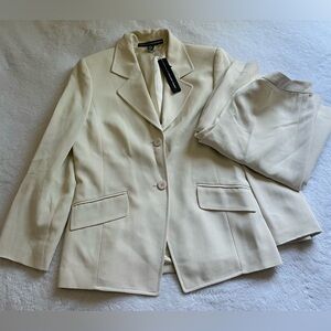 LINDA ALLARD ELLEN TRACY BUNDEL